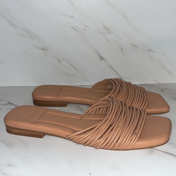 Marc fisher Maddie strappy flat slide 7.5 - Picture 4 of 7